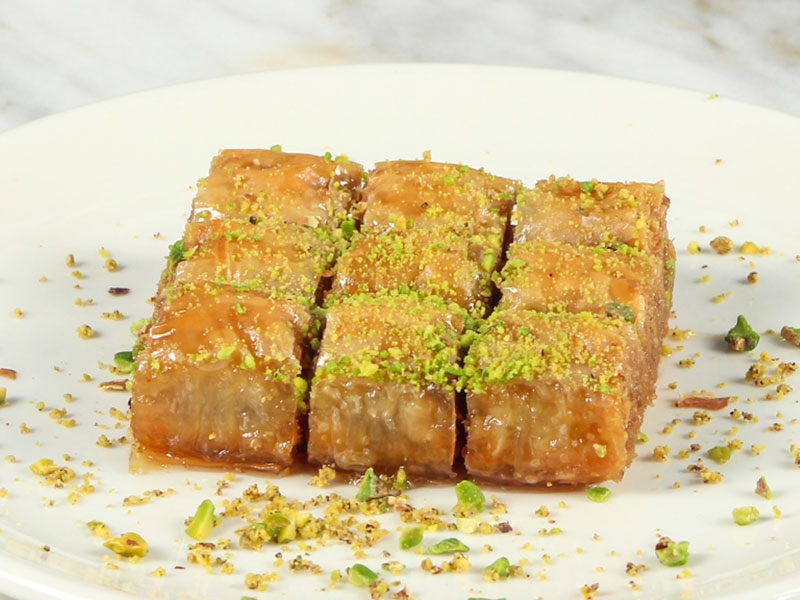 Cevizli Sultan Baklavası porsiyoın